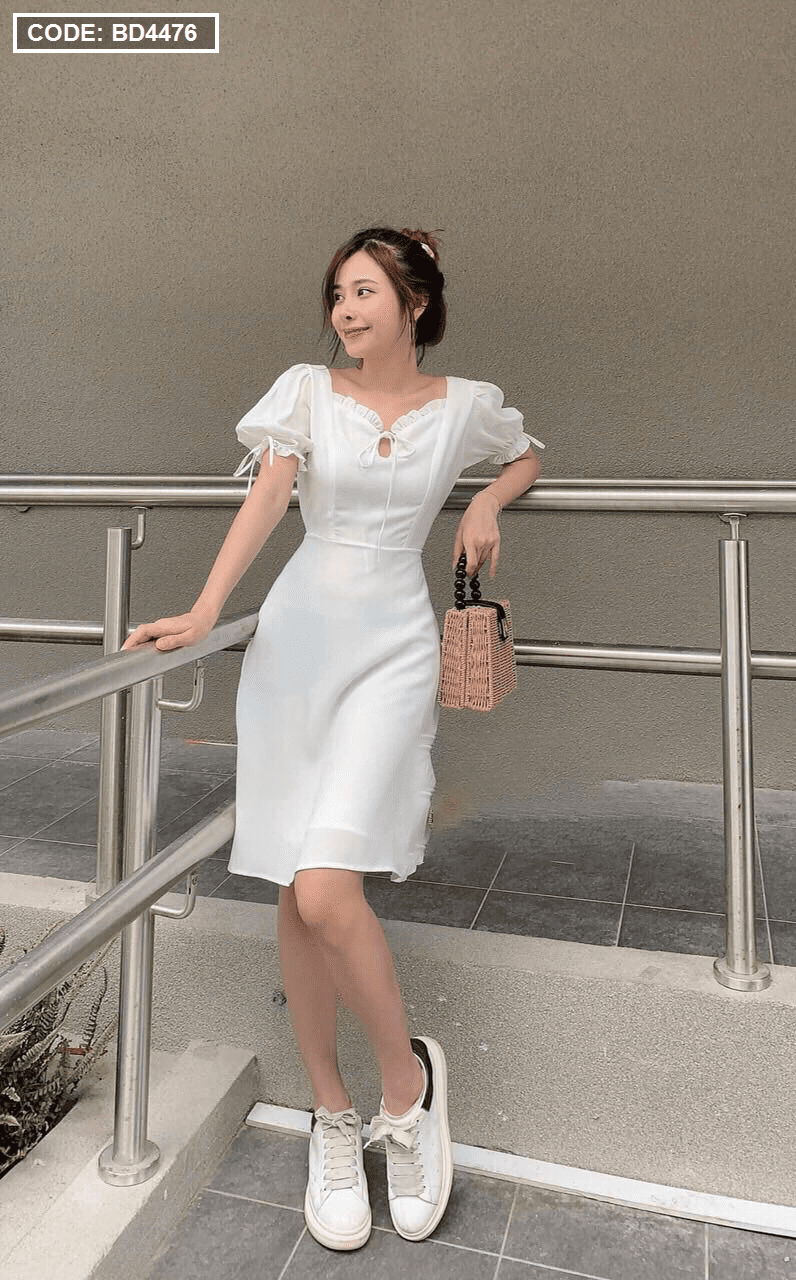 Đầm xoè kiểu tay dài lệch vai hoa eo (Trắng) | AlvinStore.Vn