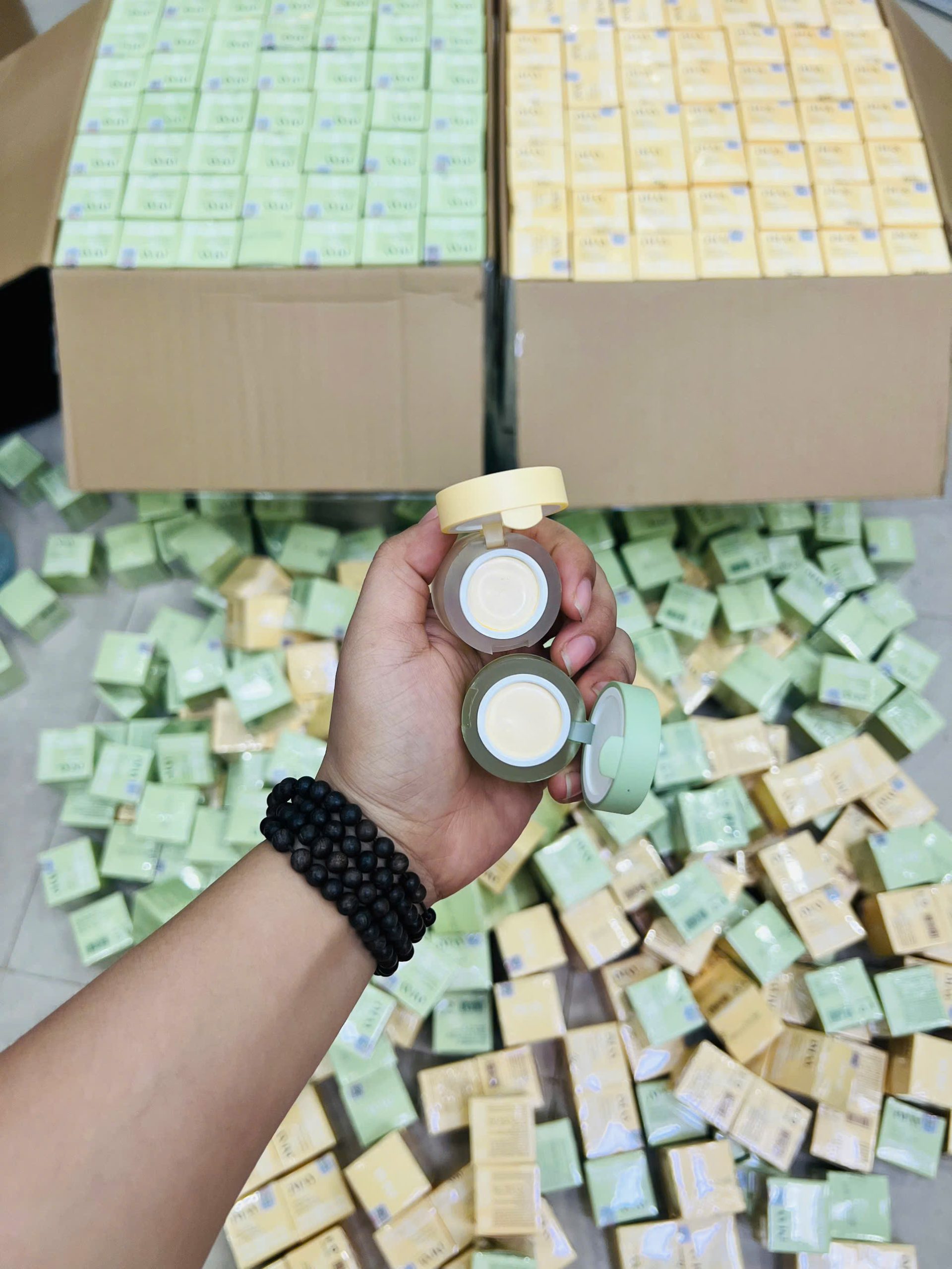 14494_z5876046633124-4a7fdb23dcebd0677378de74aef486c5_20240929094454-5.jpg Kem Face Thanh Mây iMay Cream Nắp Xanh - 8936038680759