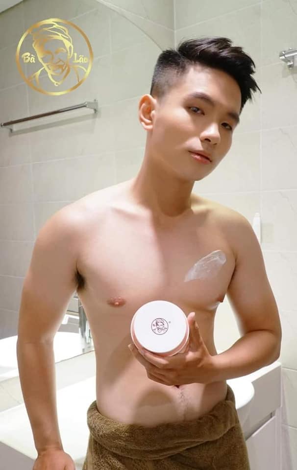 Kem body phấn Mỹ Phẩm Bà Lão Kem body phấn Mỹ Phẩm Bà Lão