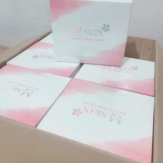 Bộ sản phẩm dưỡng trắng da hoa anh đào MQSkin hàng chính hãng Bộ sản phẩm dưỡng trắng da hoa anh đào MQSkin hàng chính hãng