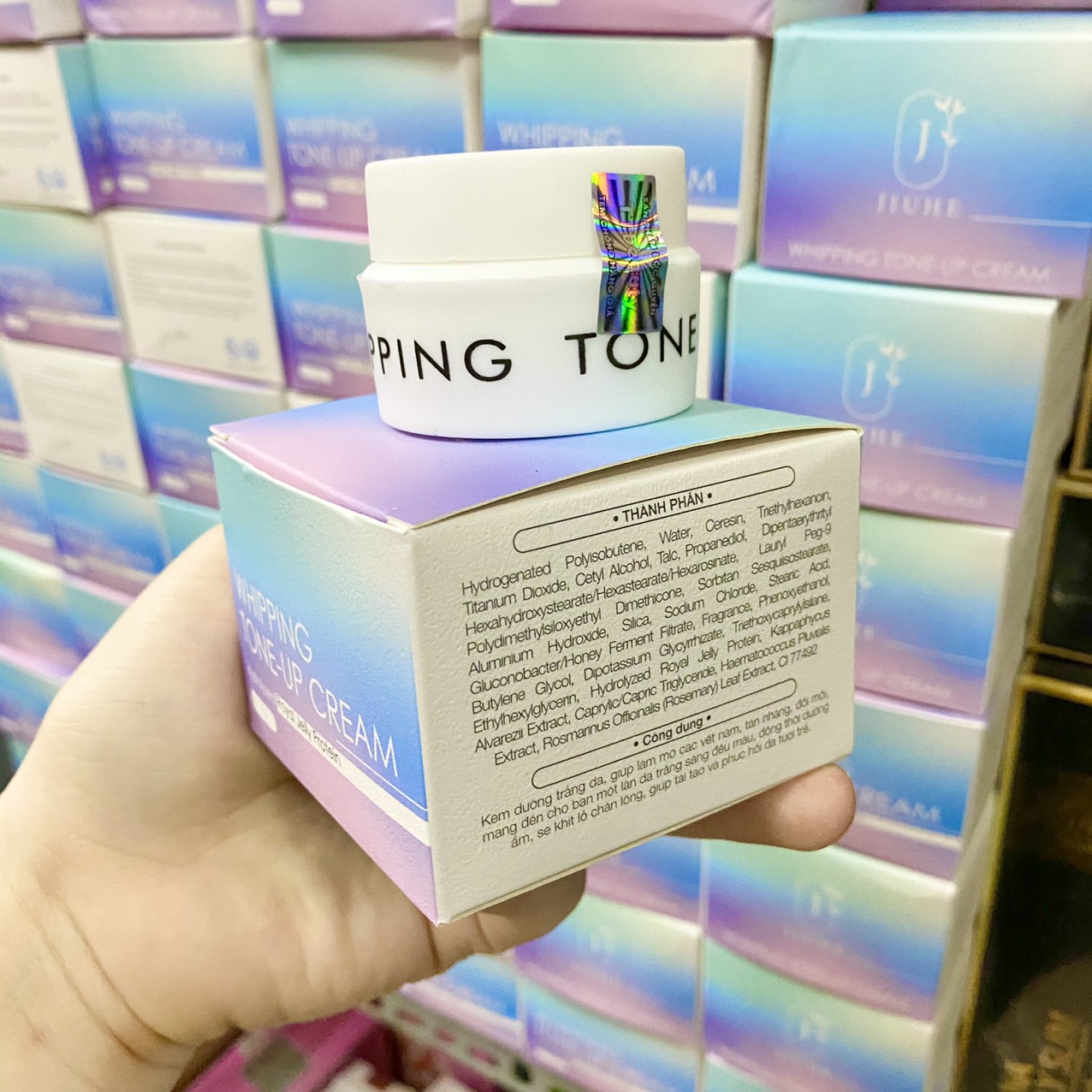 15256-0752172417-z2828196774228-0f0c0aebd780bf63e2c7723309f6c211-4.jpg Kem Face Jiuhe Thanh Tô Cosmetics - FACEJ