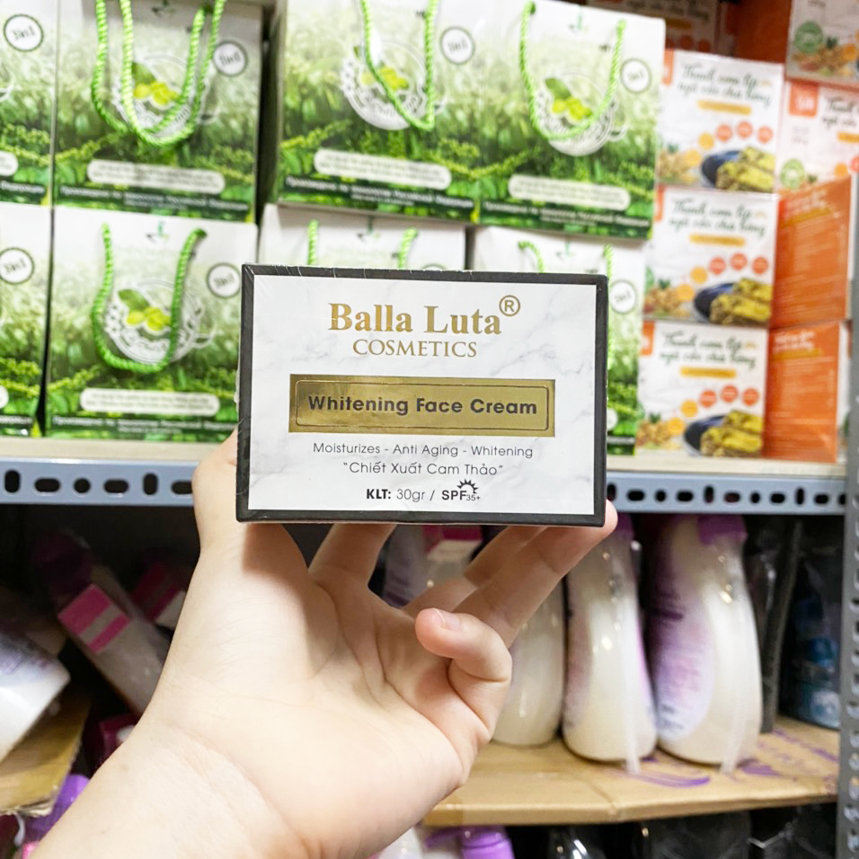 15451-z2714884191186-4a7e9fd96de27172e6e870a4cbe84a40-5.png Kem Face Nâng Cơ Balla Luta Whitening Face Cream - 8936144070123