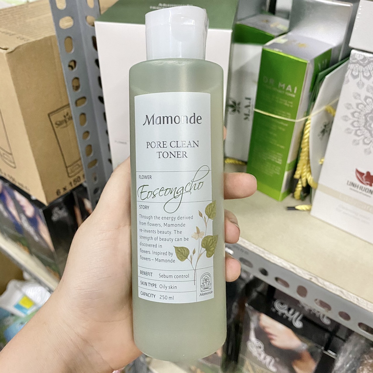 Nước hoa hồng diếp cá Mamonde kiểm soát nhờn cho da dầu 250ml Nước hoa hồng diếp cá Mamonde kiểm soát nhờn cho da dầu 250ml