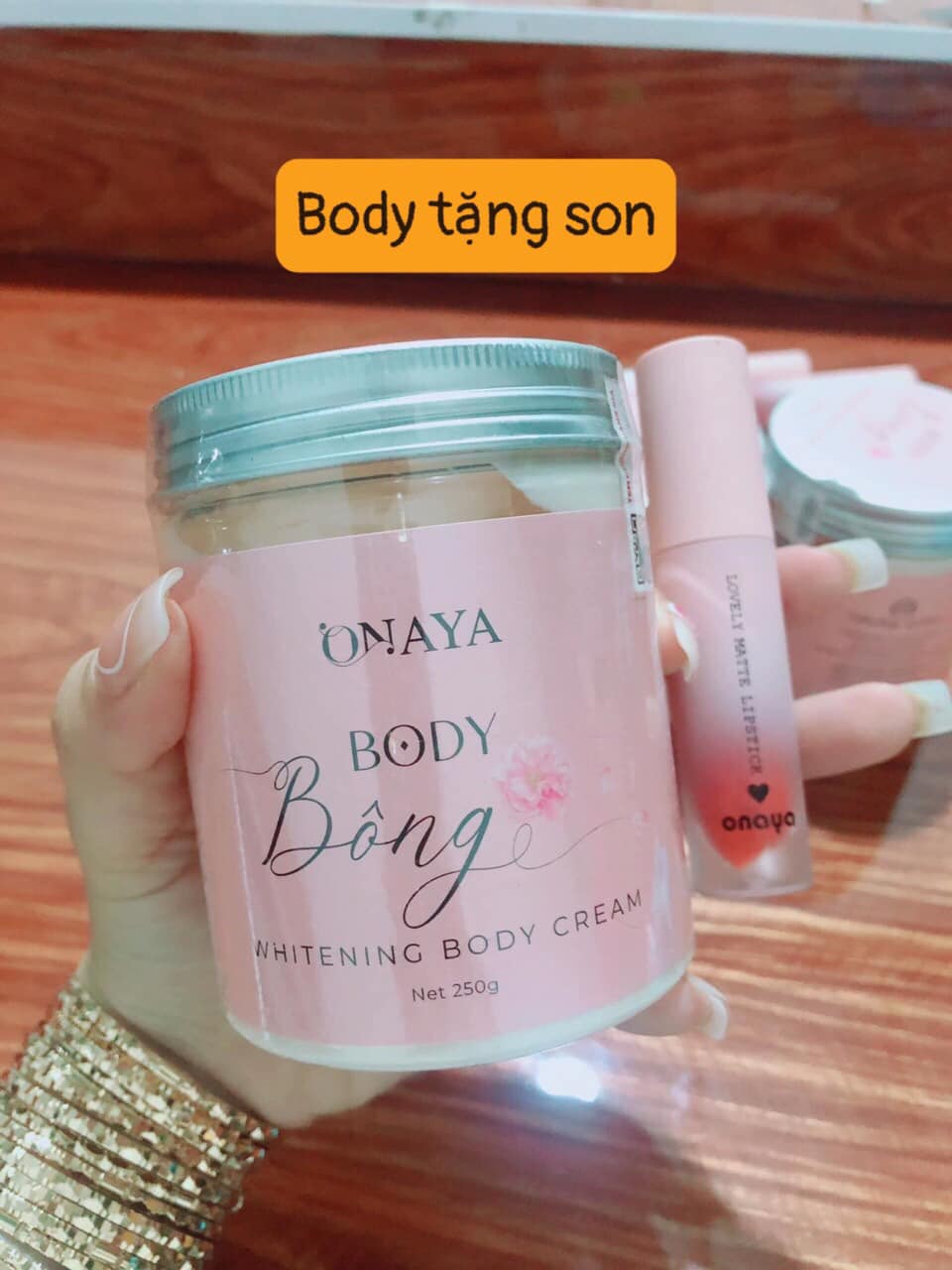 15558-249915305-1006441493547280-8235408945567194660-n-6.jpg Kem Body Bông Onaya 250g - 8938540224063