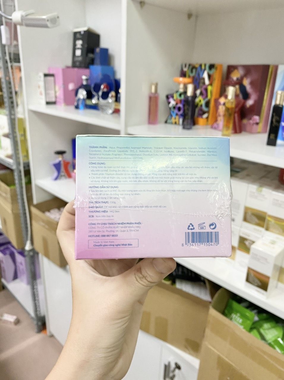 Kem Body Hoa Anh Đào Tone Up Body Cream MQ Skin Chính Hãng Kem Body Hoa Anh Đào Tone Up Body Cream MQ Skin Chính Hãng