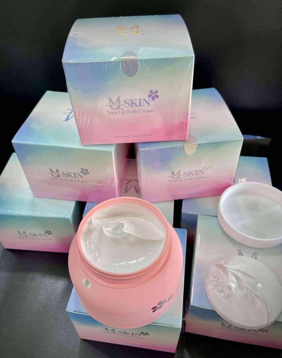 Kem Body Hoa Anh Đào Tone Up Body Cream MQ Skin Chính Hãng Kem Body Hoa Anh Đào Tone Up Body Cream MQ Skin Chính Hãng