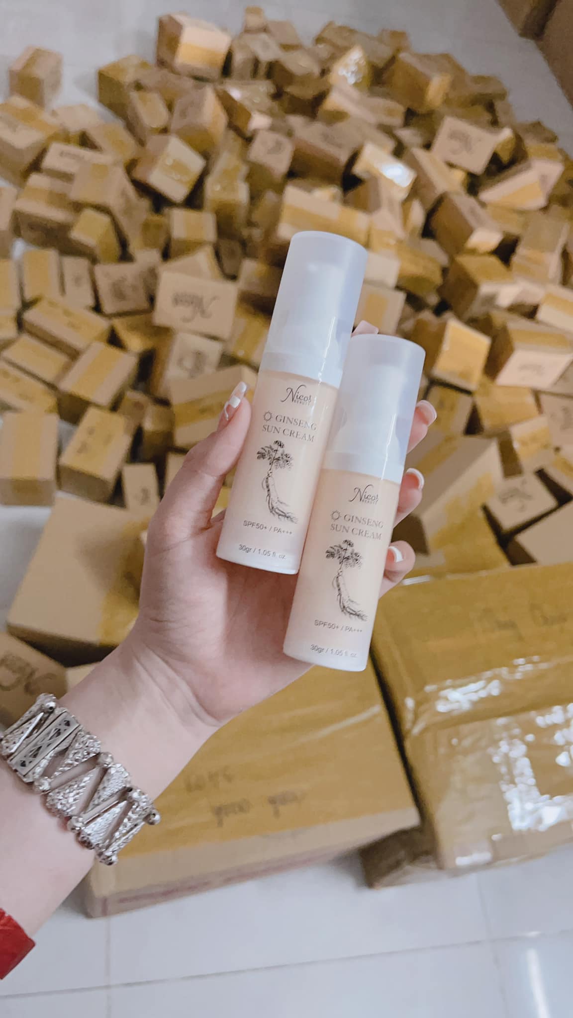 16566-277231778-498956731700243-12084846152748815-n-1.jpg Kem Chống Nắng Rể Sâm Nicos Beauty - 8936177940172