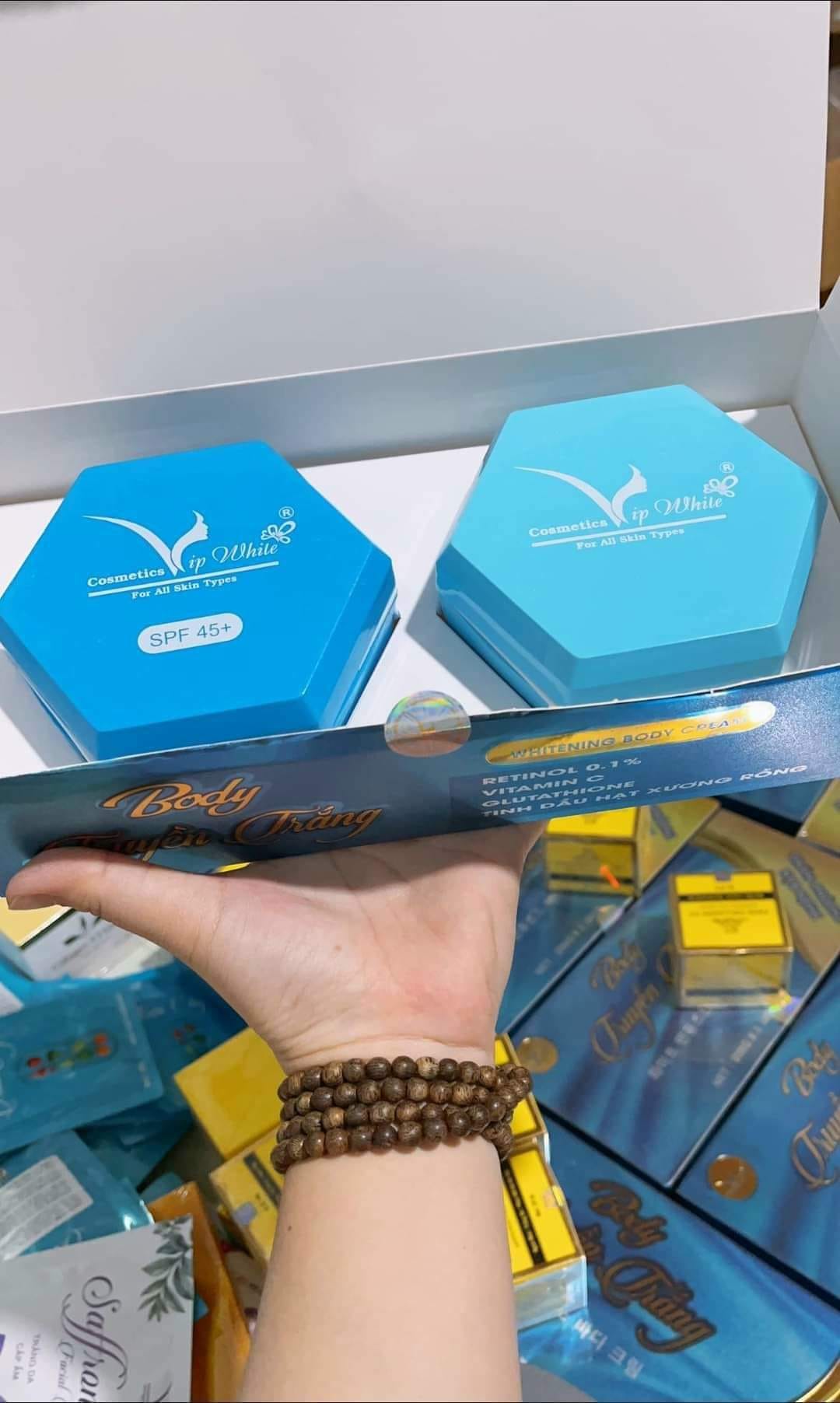 16680-280806051-1488846961535761-79465591473000900-n-1-2.jpg Kem Body Truyền Trắng Phiên Bản Thượng Hạng VIP White - 8938521762300