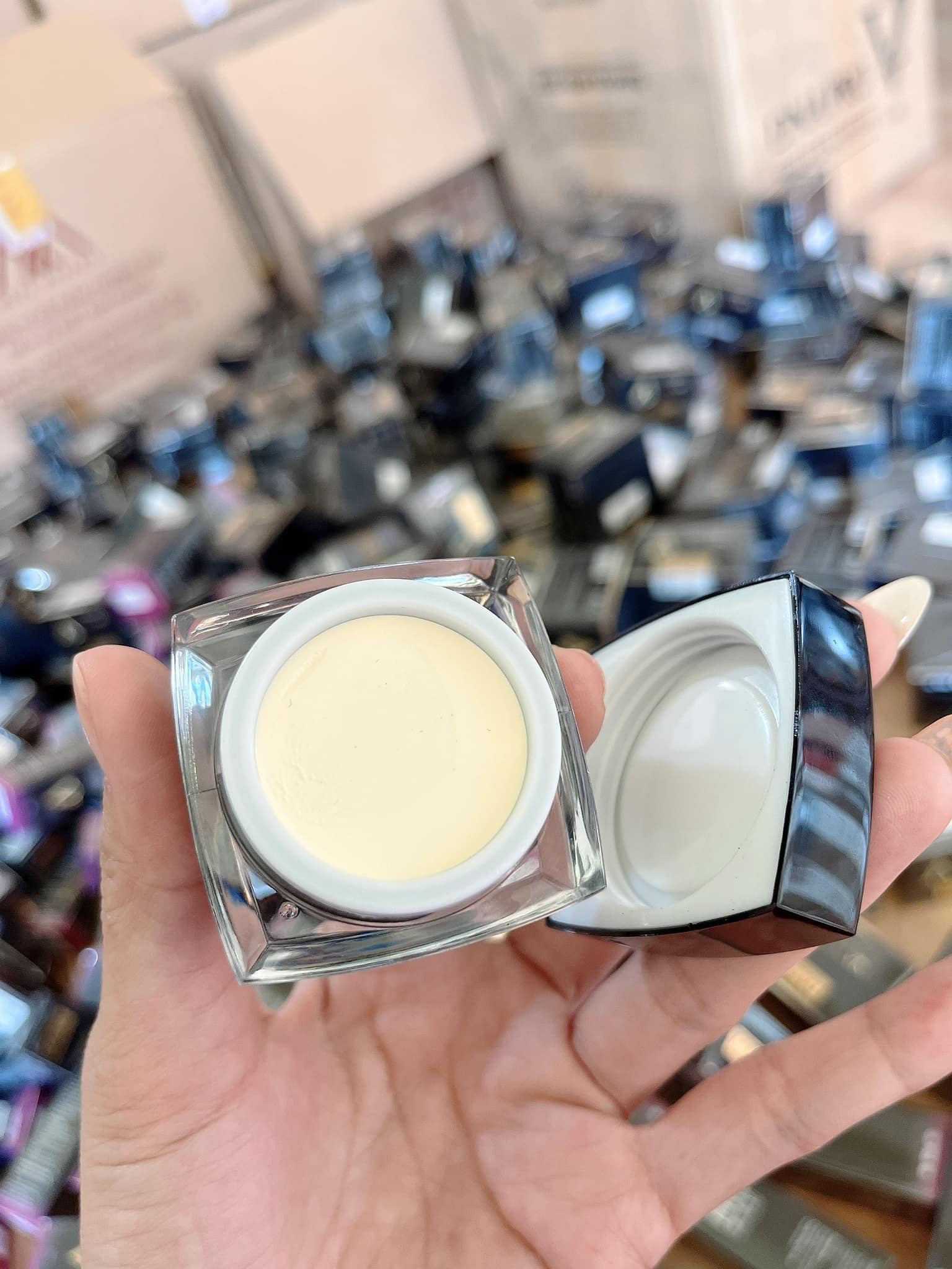 18832-335950055-572474254942792-3565106811548851801-n-4.jpg Kem Face DNA Pro Cá Hồi Collagen Cream V2 Meea Origin Mini 10g - 8938534672146