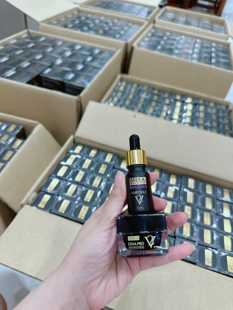 18832-z4181751763473-6ce4c030ad4dc20fb3ed2707fc4f9c2d-4.jpg Kem Face DNA Pro Cá Hồi Collagen Cream V2 Meea Origin Mini 10g - 8938534672146