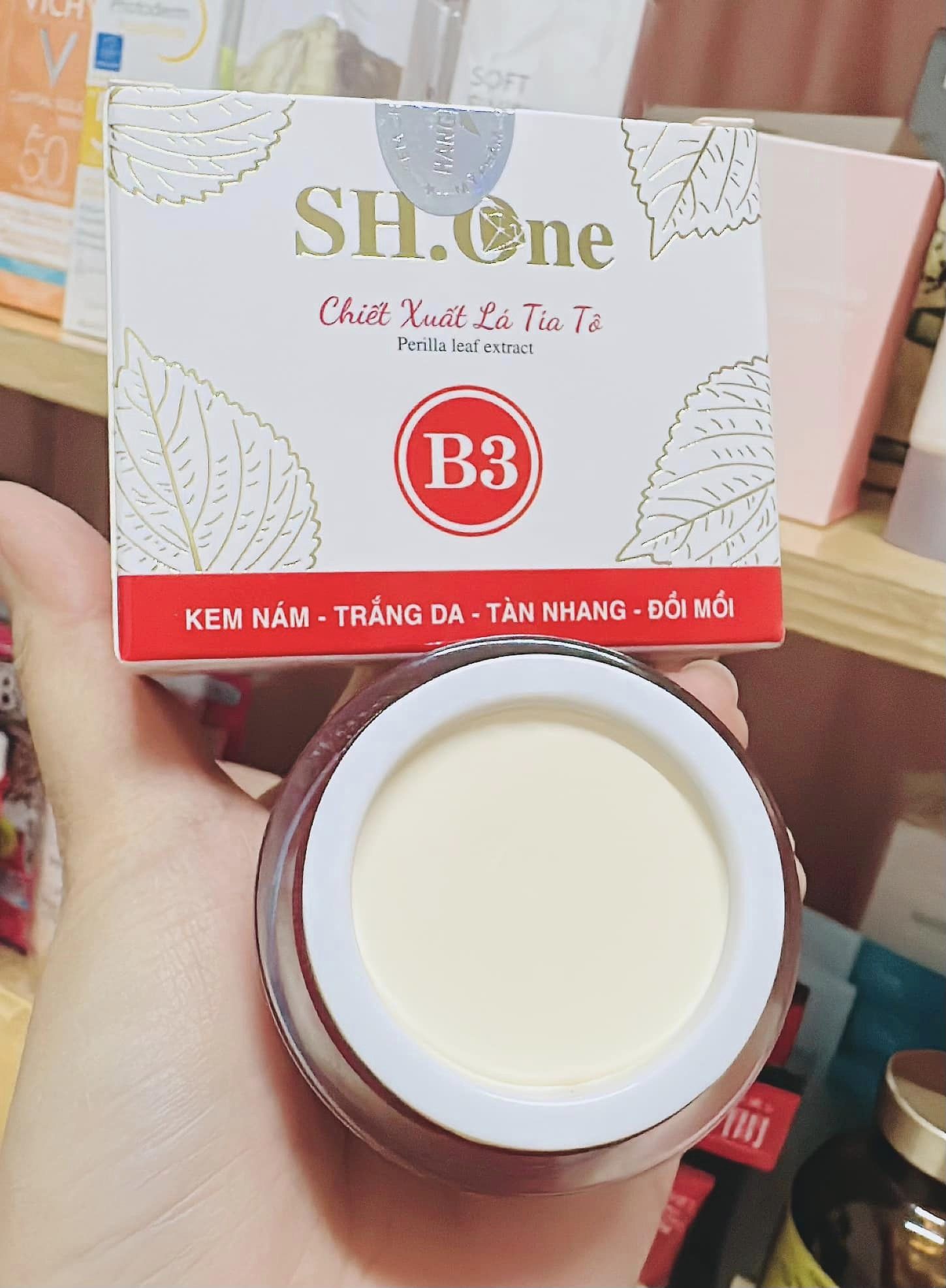 19886-352401994-2609850552486285-3830842878775630838-n-1.jpg Kem Face Nám Trắng Da B3 SH One Đỏ Chiết Xuất Lá Tía Tô - FACEDOB3