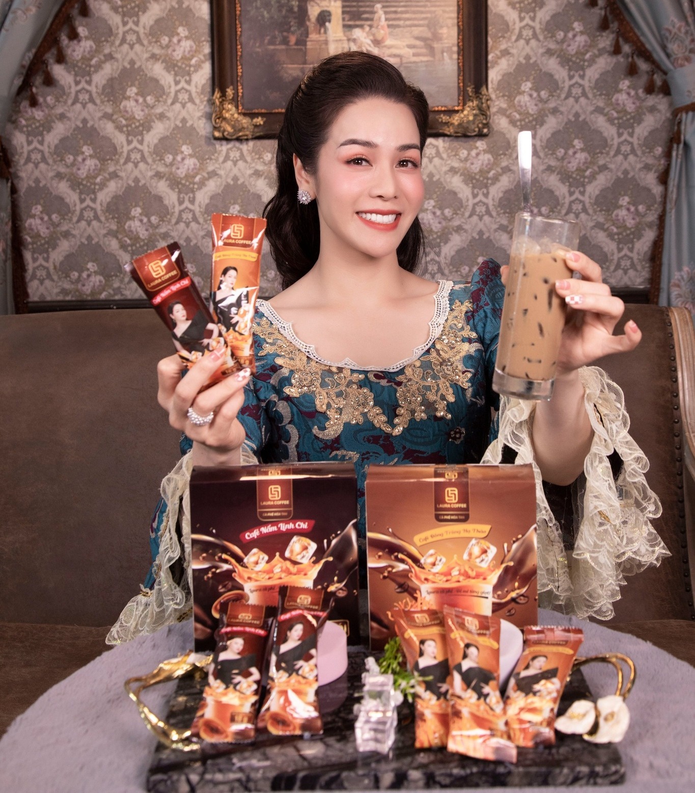 Hộp Cà Phê Nấm Linh Chi Laura Coffee Nhật Kim Anh Hộp Cà Phê Nấm Linh Chi Laura Coffee Nhật Kim Anh