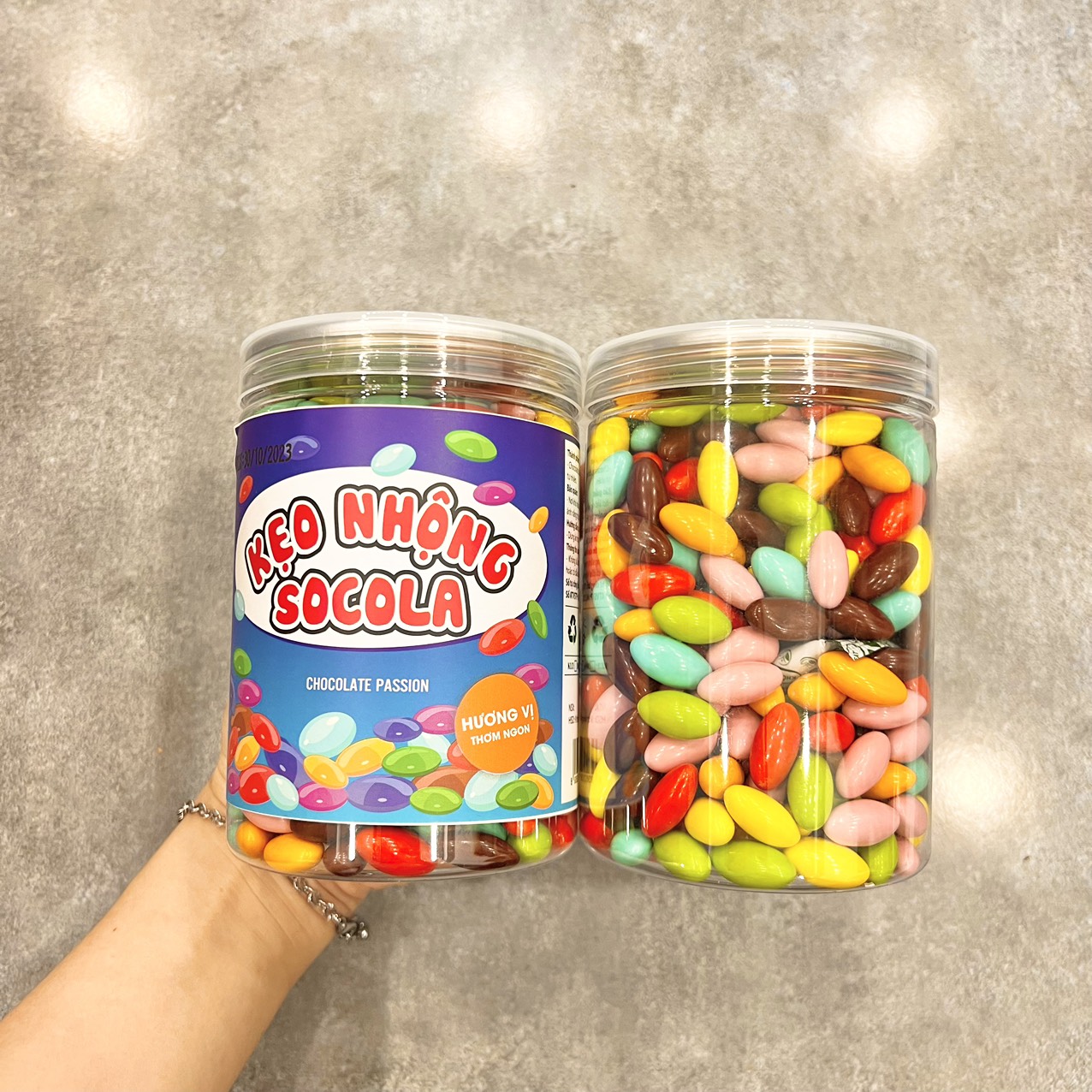 Nguồn sỉ kẹo Nhộng Socola Hương Vị Thơm Ngon 500g Nguồn sỉ kẹo Nhộng Socola Hương Vị Thơm Ngon 500g