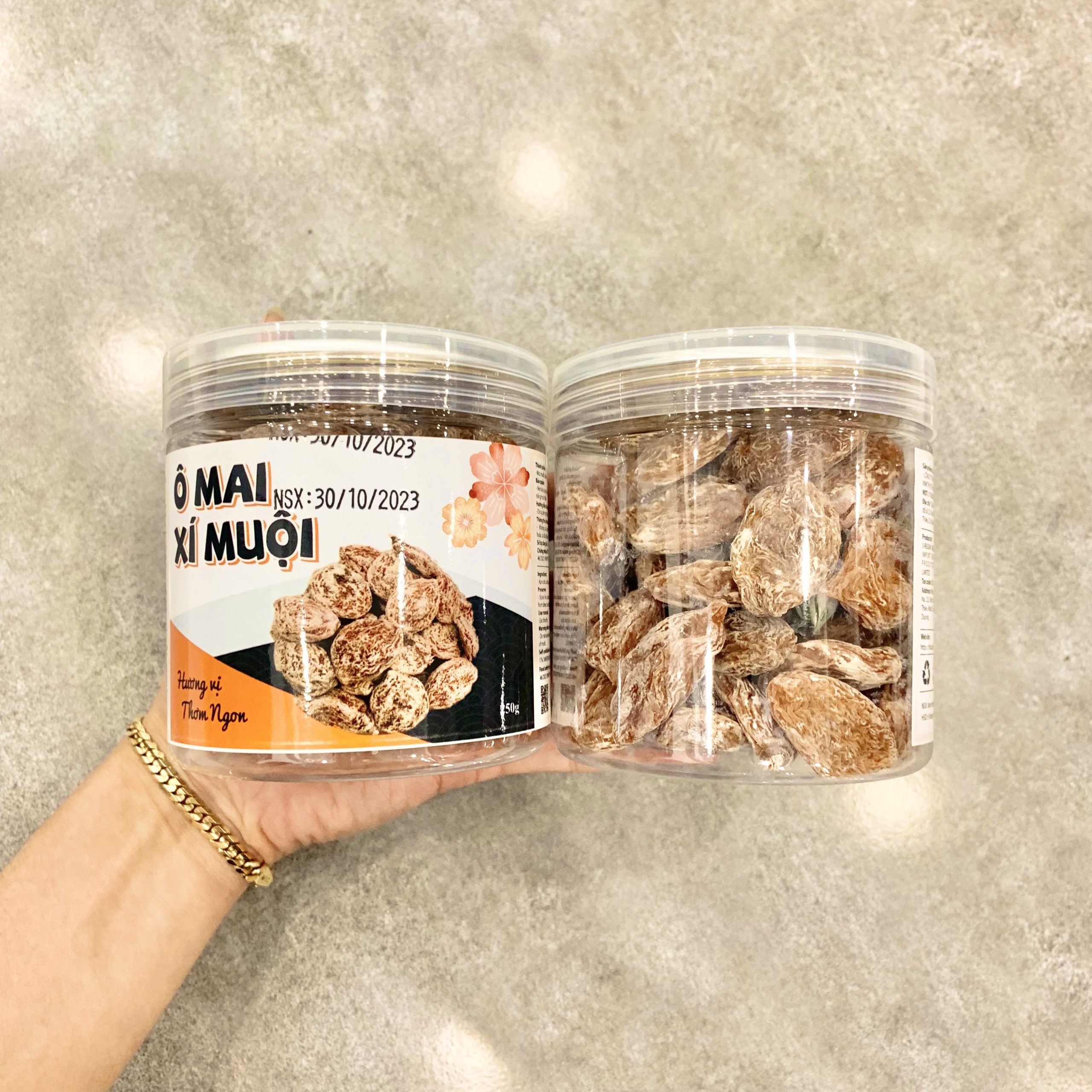 Ô Mai Xí Muội Thơm Ngon 250g Hộp Ô Mai Xí Muội Thơm Ngon 250g Hộp