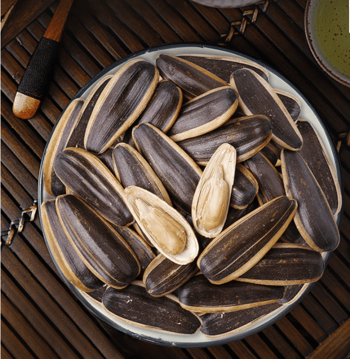 22765_20211224-iwvcxvcye98fjz4kbbdyq6hq_20241114094555.png Hộp Quà Tết Hạt Hướng Dương 300g - Hộp Sun Khía - 8936208933845