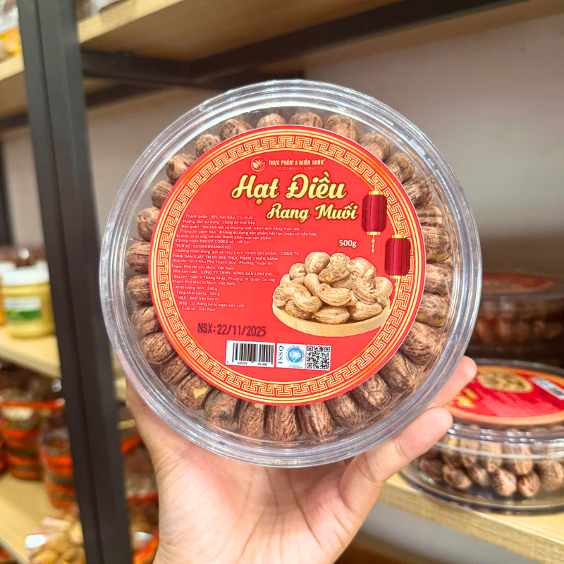 Hạt Điều Xếp Hoa Hộp Tròn 500g Hạt Điều Xếp Hoa Hộp Tròn 500g