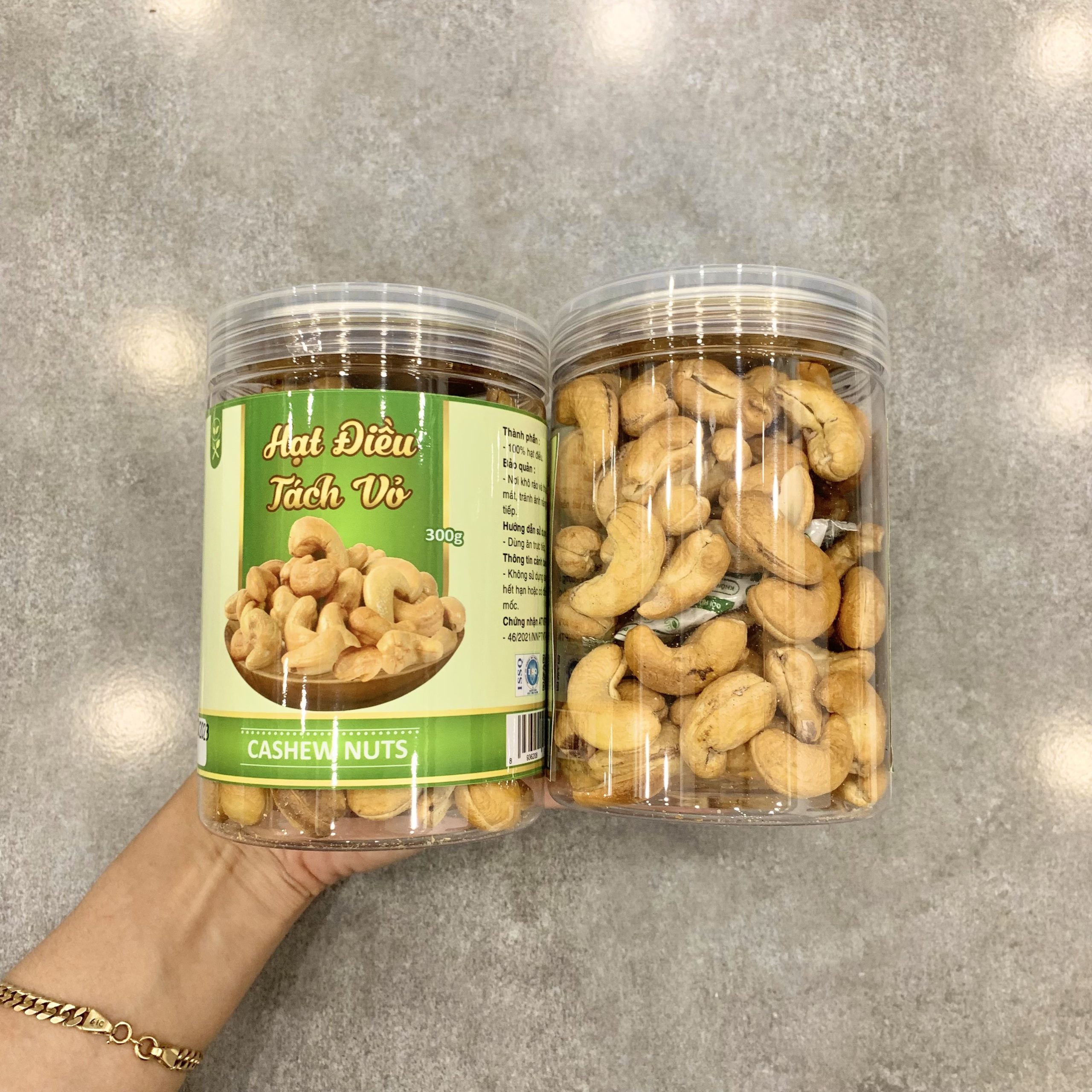 Kho sỉ hạt Điều Tách Vỏ Nguyên Hạt 300g Kho sỉ hạt Điều Tách Vỏ Nguyên Hạt 300g