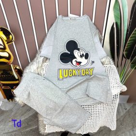 Đồ bộ quần lửng áo tay ngắn in hình chuột mickey - DBO3748