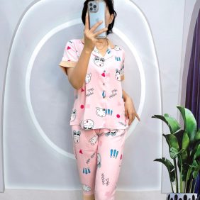 Đồ bộ quần lửng pijama áo tay ngắn cổ bẻ hoạ tiết - DBO4063