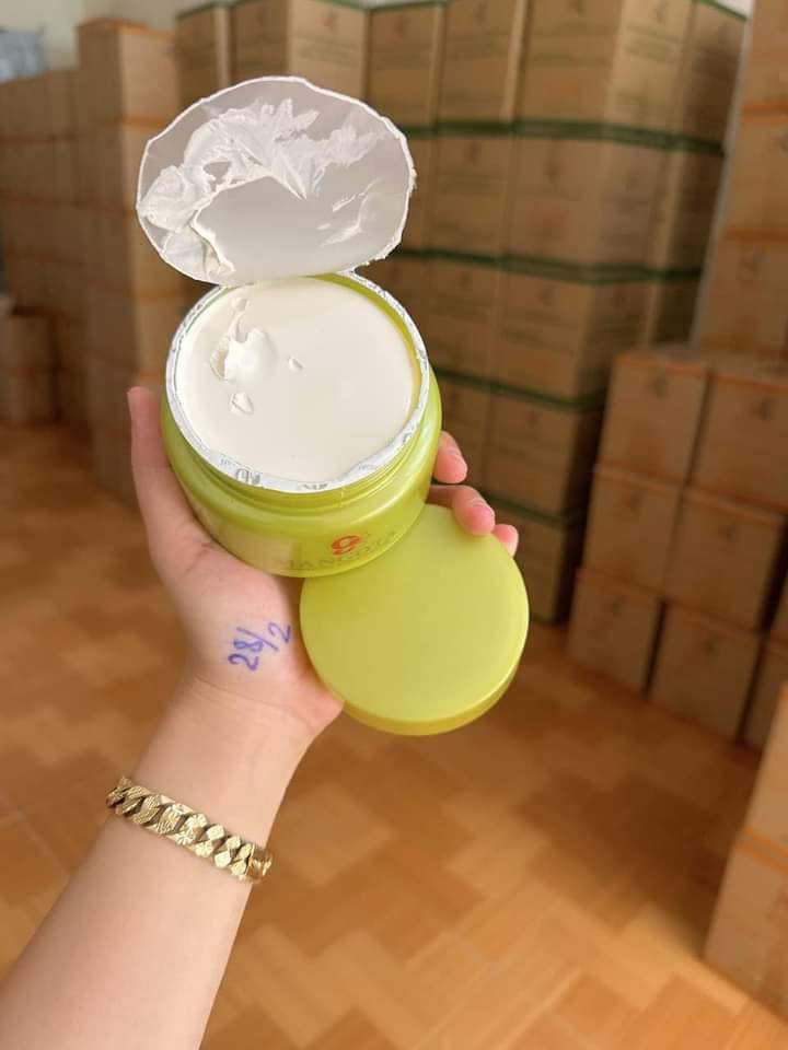 Giá sỉ kem Body Mangota 9 Body Cream Super White Giá sỉ kem Body Mangota 9 Body Cream Super White