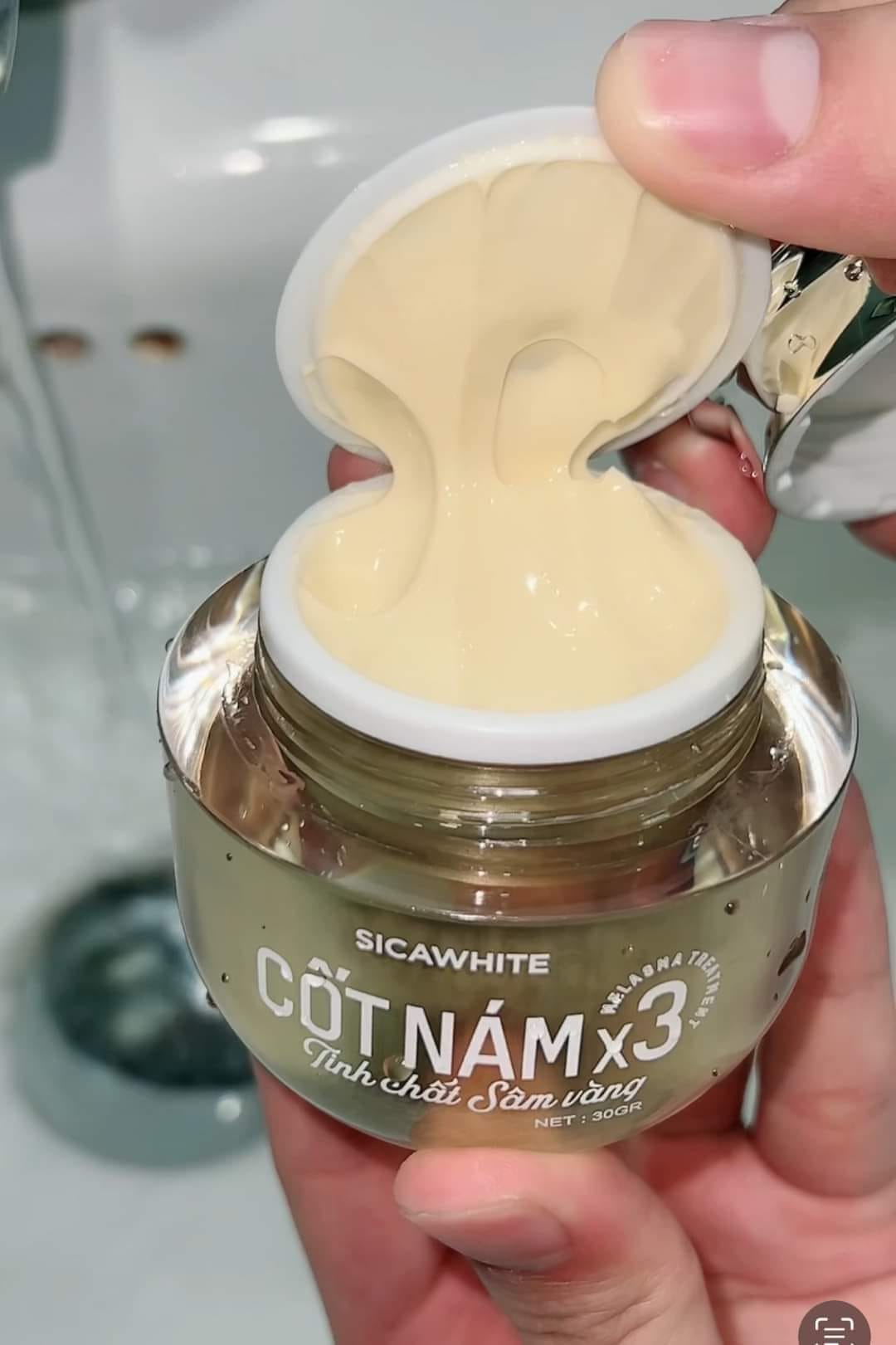 Shop sỉ kem Face Cốt Nám X3 Sica White Tinh Chất Sâm Vàng 30gr Shop sỉ kem Face Cốt Nám X3 Sica White Tinh Chất Sâm Vàng 30gr