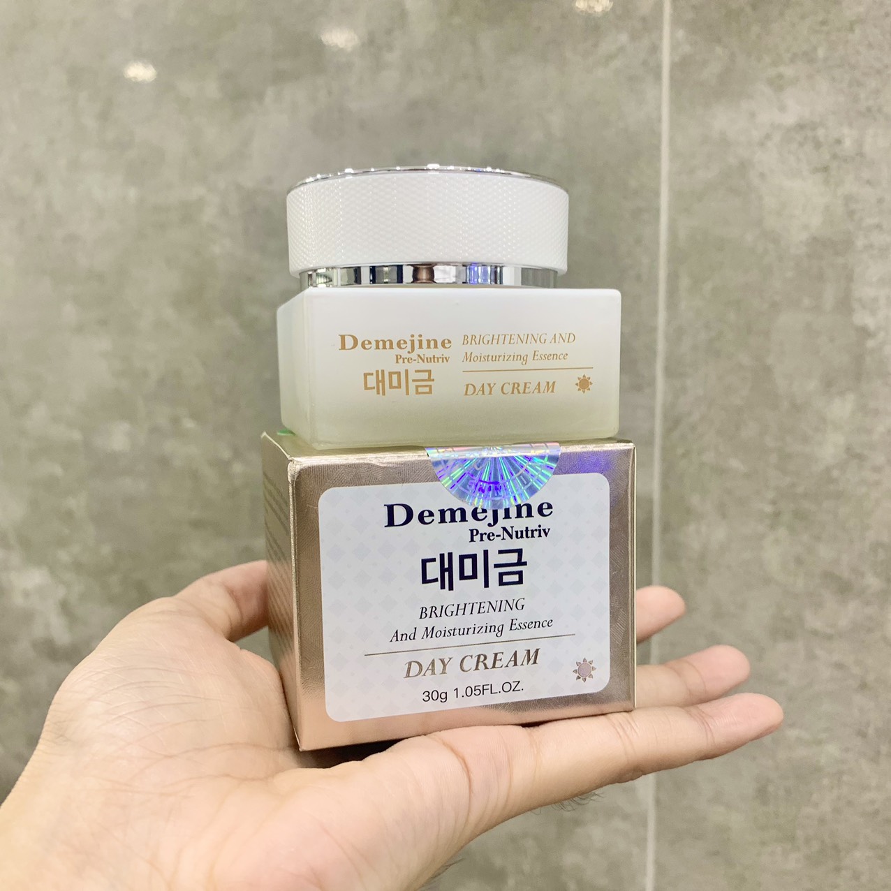 Kem Face Demejine Ban Ngày Tem TT Cosmetic Công Nghệ Hàn Quốc Kem Face Demejine Ban Ngày Tem TT Cosmetic Công Nghệ Hàn Quốc