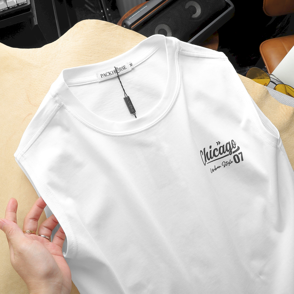 24146_z5382473606219-780ec75ac66a7453a7877f2c8e82525b_20240427105119-3.png Áo Thun Nam Ba Lỗ Pack Horse In Chữ Chicago - AB513