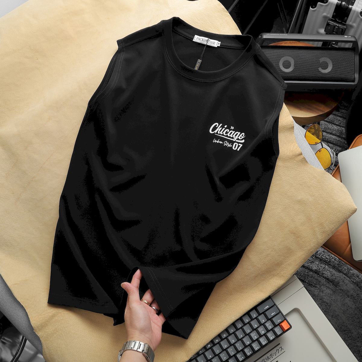 24146_z5382473629511-f14cf04a61e3ba50e7b5b0f21286d58b_20240427105121-3.png Áo Thun Nam Ba Lỗ Pack Horse In Chữ Chicago - AB513