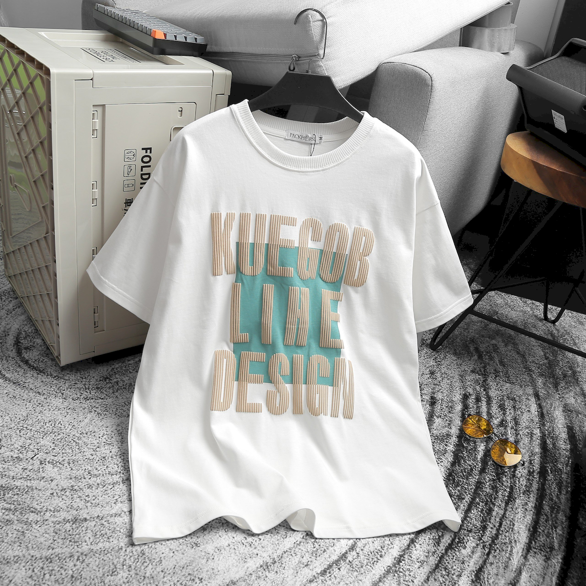 24200_z5409712038377-6b26896ba9ea230996d1e1b9ad5f954c_20240505103935-2.png Áo Thun Nam Cổ Tròn Pack Horse Oversize In Chữ Sọc Big Size 110kg - AB514