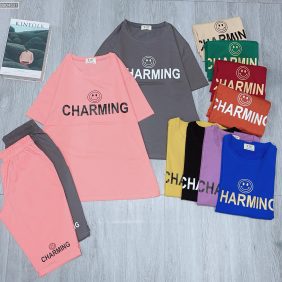 Đồ bộ quần lửng áo tay ngắn cổ tròn in chữ Charming - DBO4537