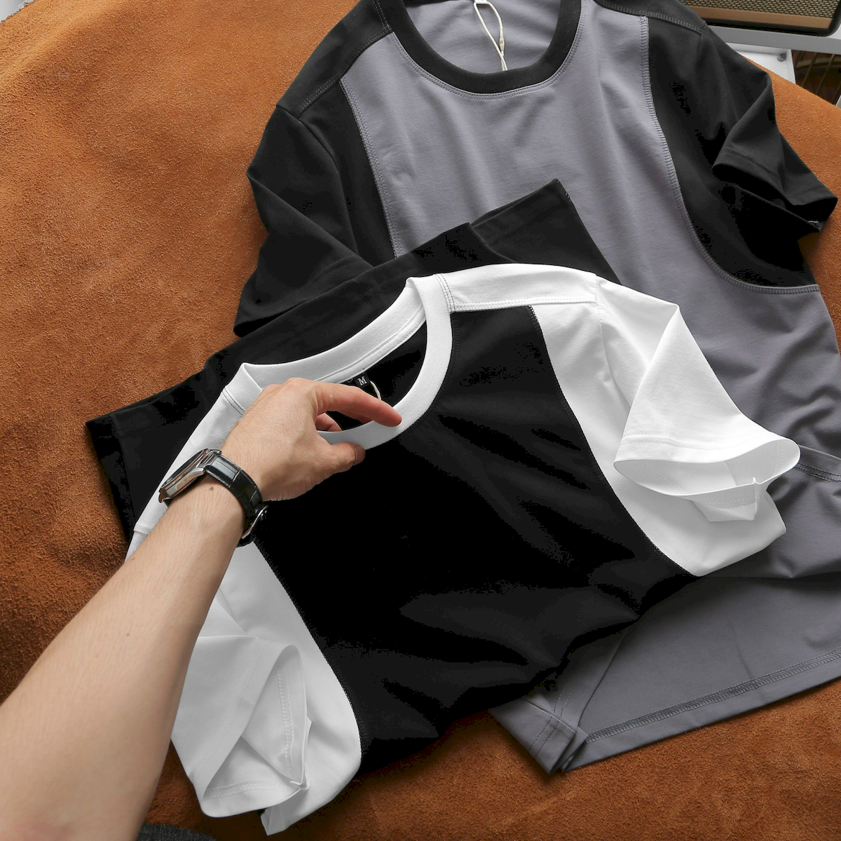 24337_z5463802883175-ca7893cfccacc31d98b742afb9a69321_20240522102737-2.png Áo Thun Nam Cổ Tròn Tay Phối Màu (Có Size 3x) - AB518