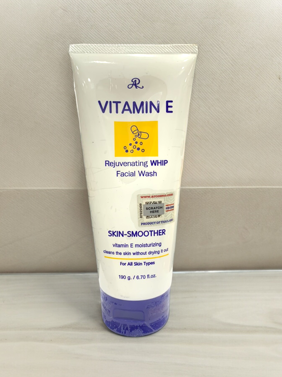 24393_z5481573336306-3894470ce7f820e9cab6476d00f18534-photoroom_20240527182700-3.png Sữa Rửa Mặt Vitamin E AR Thái Lan Tuýp 190g - 8850722093352