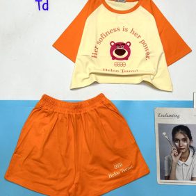 đồ bộ quần đùi áo crop top tay ngắn in hình gấu - DBO4860