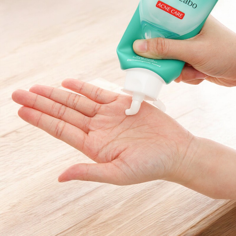 25216_adfsadf-photoroom-7_20240924153956-1.jpg Sữa Rửa Mặt Hada Labo Màu Xanh Lá Acne Care Calming Cleanser Cho Da Mụn 80g - 8935006543140