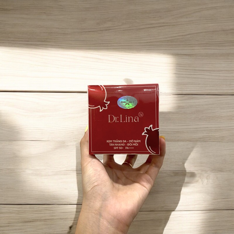 25353_z5889380098099-80d4e036036ee673138329d9facf3540-photoroom_20241002162832-1.jpg Kem Face Lựu Đỏ Dr.Lina Melasma Face Giảm Nám Ban Đêm 25g - KFLDBD