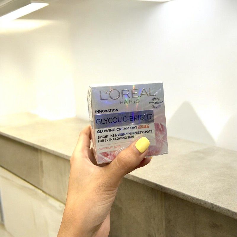 25391_z5905766800554-ceebddbc9b98c1ee5da1c8c8c0da8147-photoroom_20241007174931-9.jpg Kem Dưỡng Trắng Da Loreal Paris Ban Ngày Glycolic-Bright Glowing Cream Day SPF 17 50ml - 8994993016525