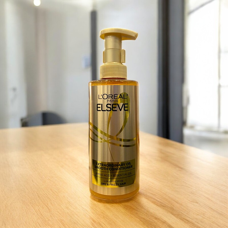 25465_dau-xa-loreal-phu-photoroom-1_20241017102857-15.jpg Dầu Xả LorealParis Elseve Extraordinary Oil Smooth Dành Cho Tóc Khô Xoăn 440ml Loreal - 6923700909005