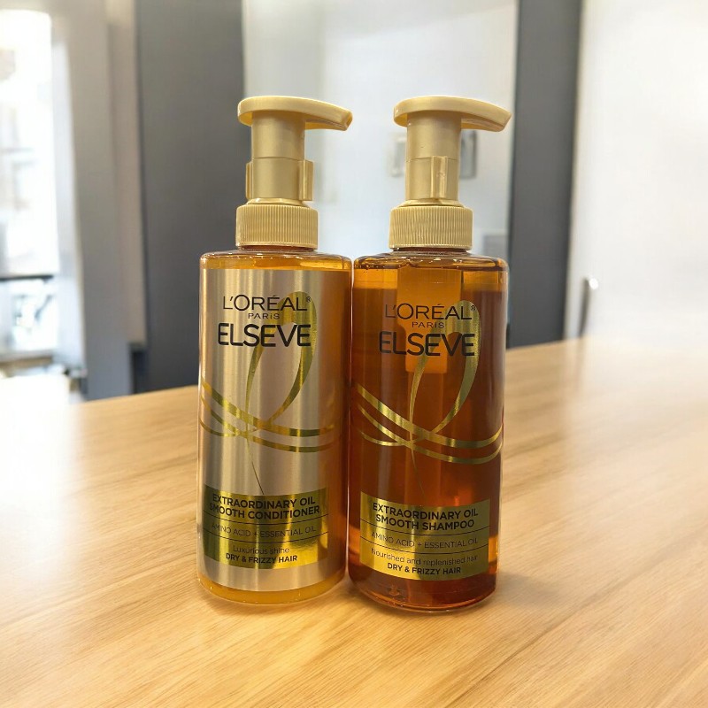 25465_dau-xa-loreal-phu-photoroom-2_20241017102858-14.jpg Dầu Xả LorealParis Elseve Extraordinary Oil Smooth Dành Cho Tóc Khô Xoăn 440ml Loreal - 6923700909005