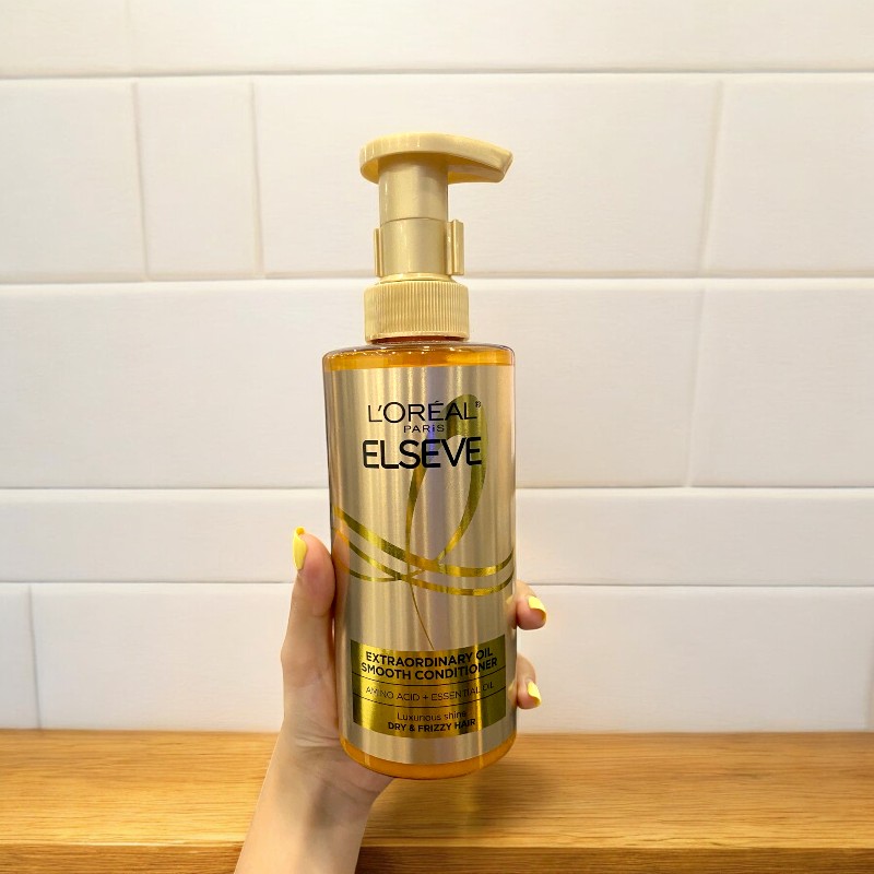 25465_dau-xa-loreal-phu-photoroom_20241017102858-15.jpg Dầu Xả LorealParis Elseve Extraordinary Oil Smooth Dành Cho Tóc Khô Xoăn 440ml Loreal - 6923700909005