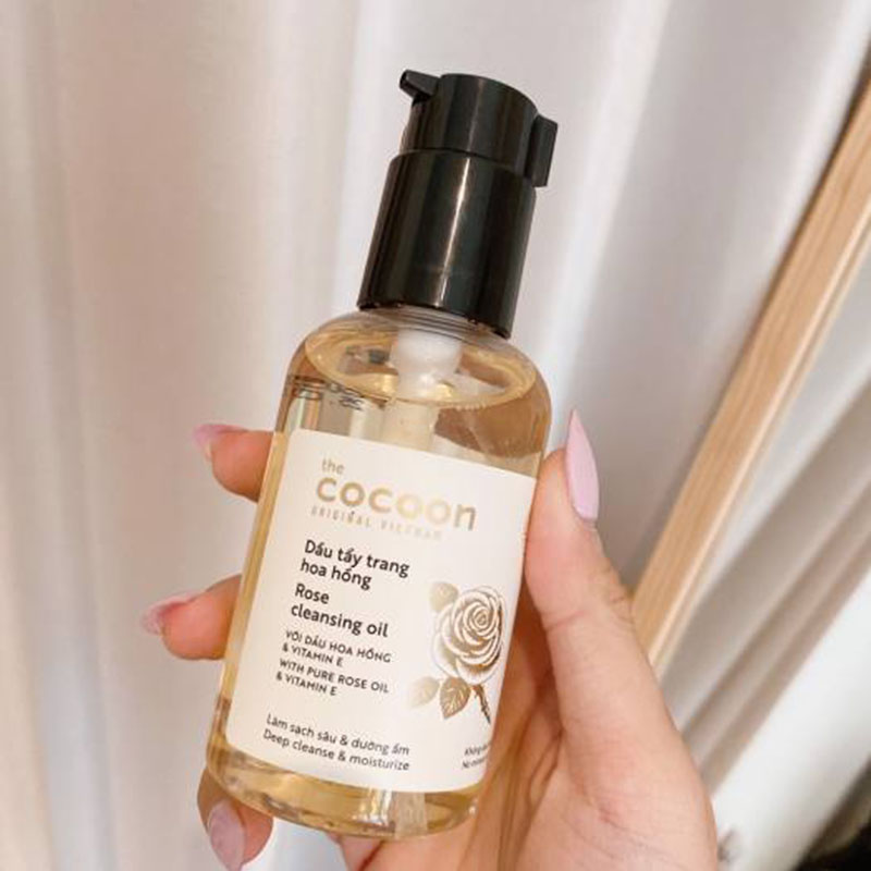 25539_c34b7702d30e4ff9dfccdd970534579e-525x525q80_20241028154947-4.jpg Dầu Tẩy Trang Hoa Hồng Cocoon 140ml - 8936217700377