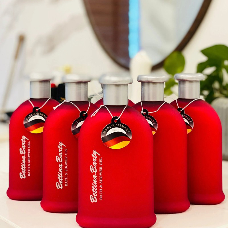 25574_nuoc-hoa-duc-trang-photoroom-3_20241031111030-8.jpg Sữa Tắm Nước Hoa Đức Bettina Barty Red Line 500ml - 4008268011017