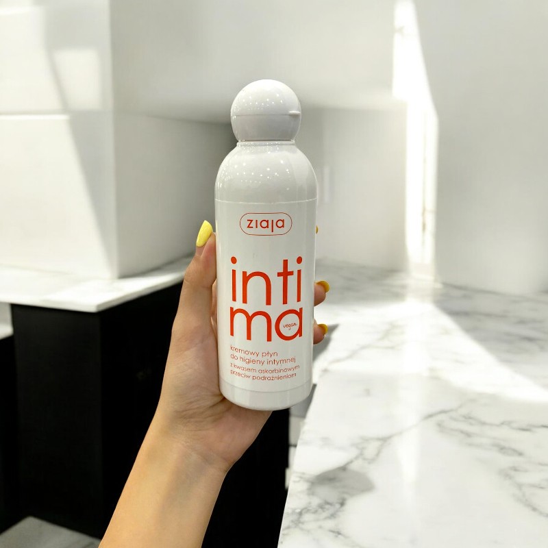 25599_ziaja-phu-photoroom-3_20241104120958-1.jpg Dung Dịch Vệ Sinh Phụ Nữ Ziaja Intimate With Ascorbic Acid 200ml - 5901887018650