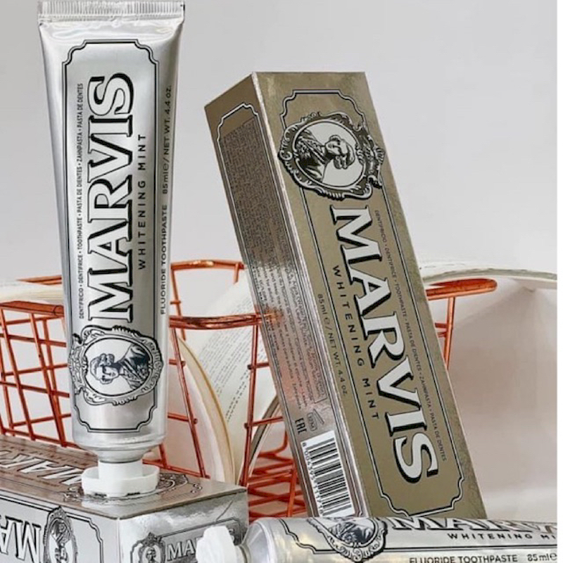 25638_vn-11134207-7qukw-lgmj46x9i0ojf8_20241107112508-3.png Kem Đánh Răng Marvis Whitening Mint Màu Bạc 85ml - 8004395111718