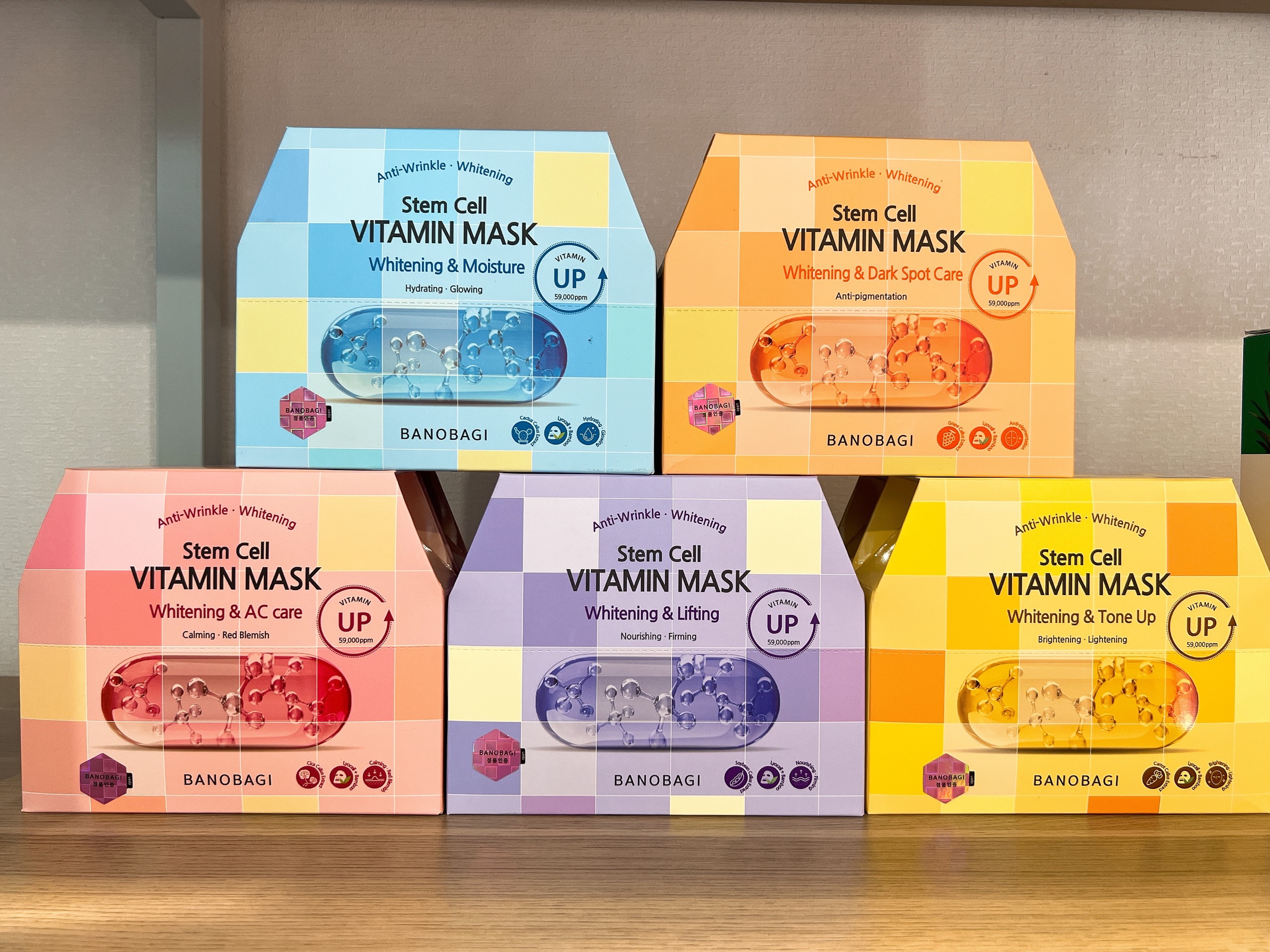 Kho sỉ mặt Nạ Banobagi Màu Xanh Biển Vitamin Mask Whitening & Moisture Hộp 10 Miếng Kho sỉ mặt Nạ Banobagi Màu Xanh Biển Vitamin Mask Whitening & Moisture Hộp 10 Miếng