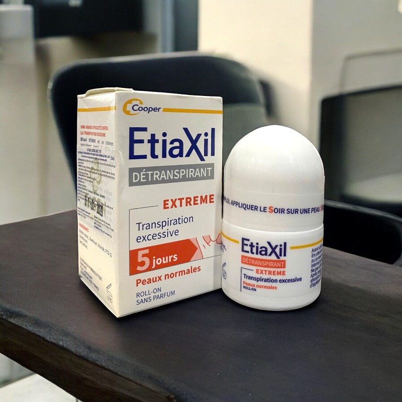 25676_lan-etiaxil-phu-photoroom-3_20241108105535-1.jpg Lăn Khử Mùi EtiaXil Màu Đỏ 15ml - 3401362744835