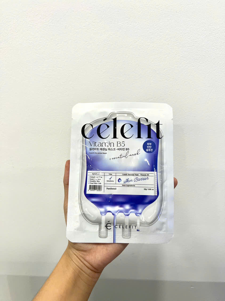 25690_z6012139787470-6aea83b6a06d8004f3ef12ba5f9e90b4_20241108170313-1.jpg Mặt Nạ Celefit Mask Vitamin B5 Màu Xanh Dương Hỗ Trợ Cấp Ẩm Làm Dịu Da Hộp 10 Miếng - 8809497562563