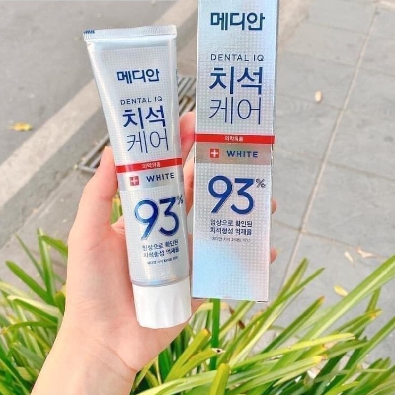 25754_kem-danh-rang-median-trang-phu-photoroom-2_20241113164656-1.jpg Kem Đánh Răng Median Màu Trắng Dental IQ 93% White 120g - 8809585101438