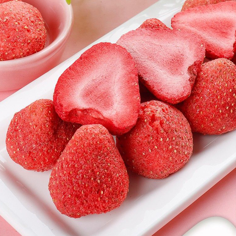 Dâu Tây Sấy Thăng Hoa Thơm Ngon 200g Dâu Tây Sấy Thăng Hoa Thơm Ngon 200g