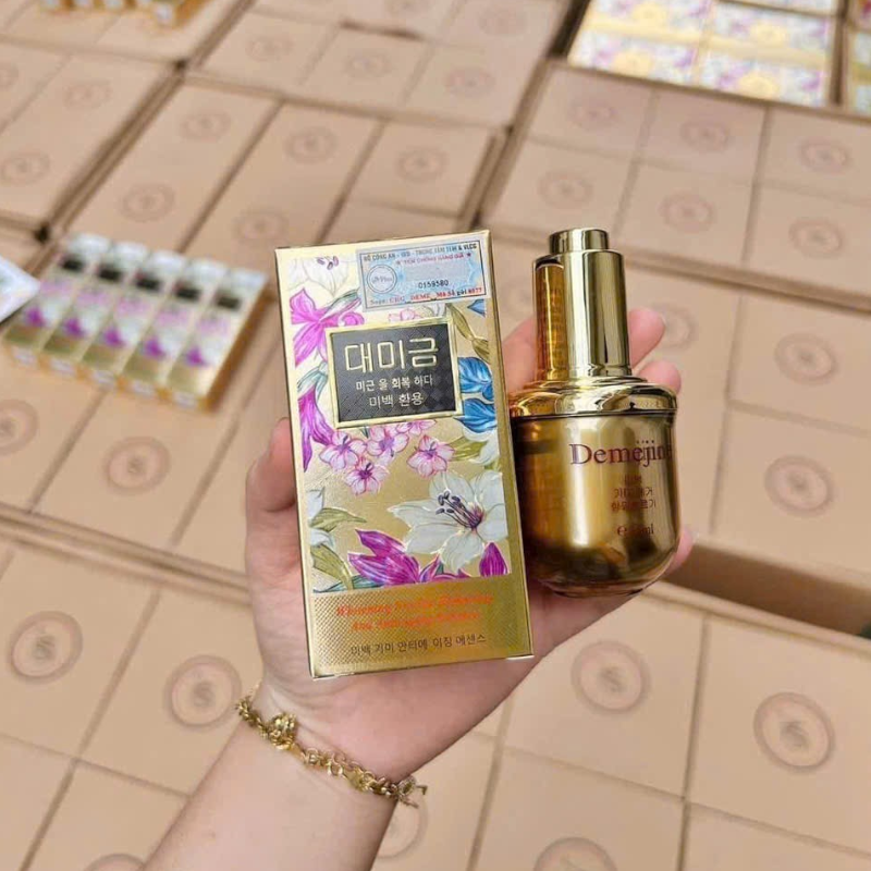 25839_phu-photoroom-18_20241129172638-1.png Serum Trắng Da Demejine Whitening Freckle Removing And Anti-aging Essence 35ml - 4719855331646