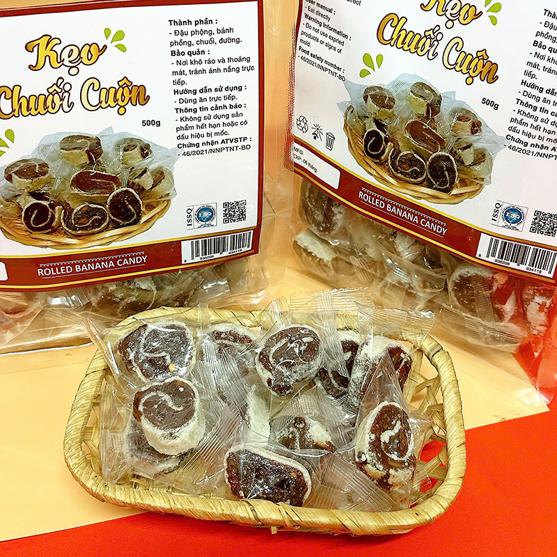 25876_z6125812532389-691389296a5617b07d2eaa1680fcd3b2_20241214152215-4.jpg Kẹo Chuối Cuộn Túi Zip 500g - KCCTZ500